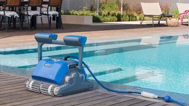 Robot électrique nettoyeur pour piscine DOLPHIN M 400 robot éléctrique