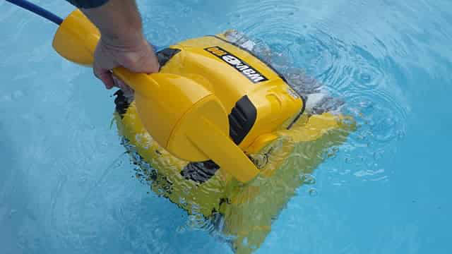 Dolphin Wave 100 Robot Electrique Nettoyeur Pour Grande Piscine Maytronics