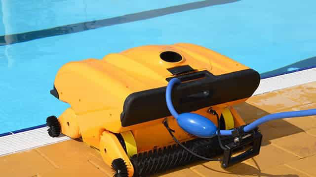 Dolphin Wave 200Xl Robot Electrique Nettoyeur Des Piscines Collectives Municipales Maytronics